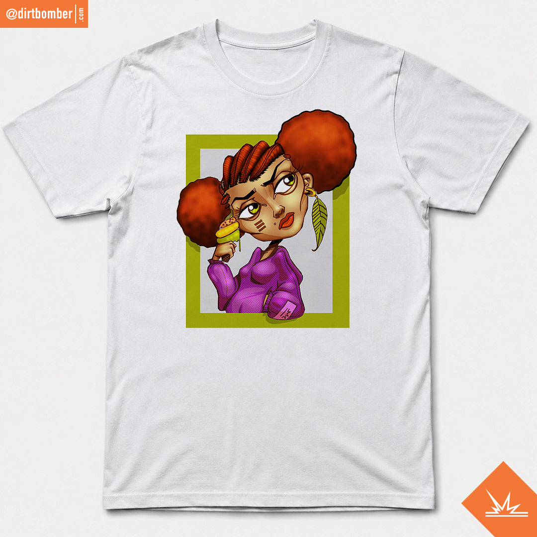 T-Shirt / Cream Queen